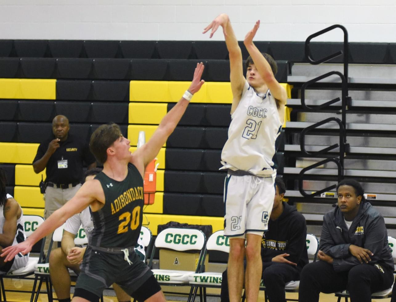 Twins fall to ACPHS Panthers